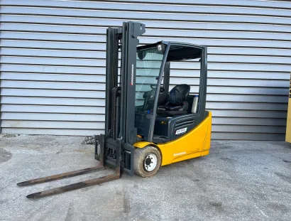 Empilhador Elétrico - Jungheinrich EFG 220k [Em Stock]